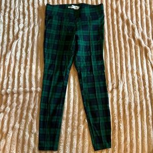 Old Navy Women’s “Stevie” High Rise Skinny Ankle Pant - Size Small (Petite)